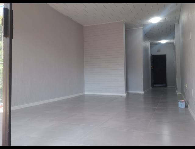 3 BEDROOM APARTMENT FOR SALE IN WINDSOR WEST